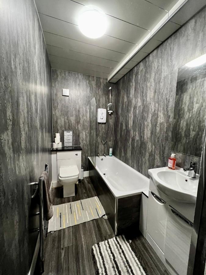 Lovely 2 Bedroom Apartment - Edinburgh City Centre Dış mekan fotoğraf