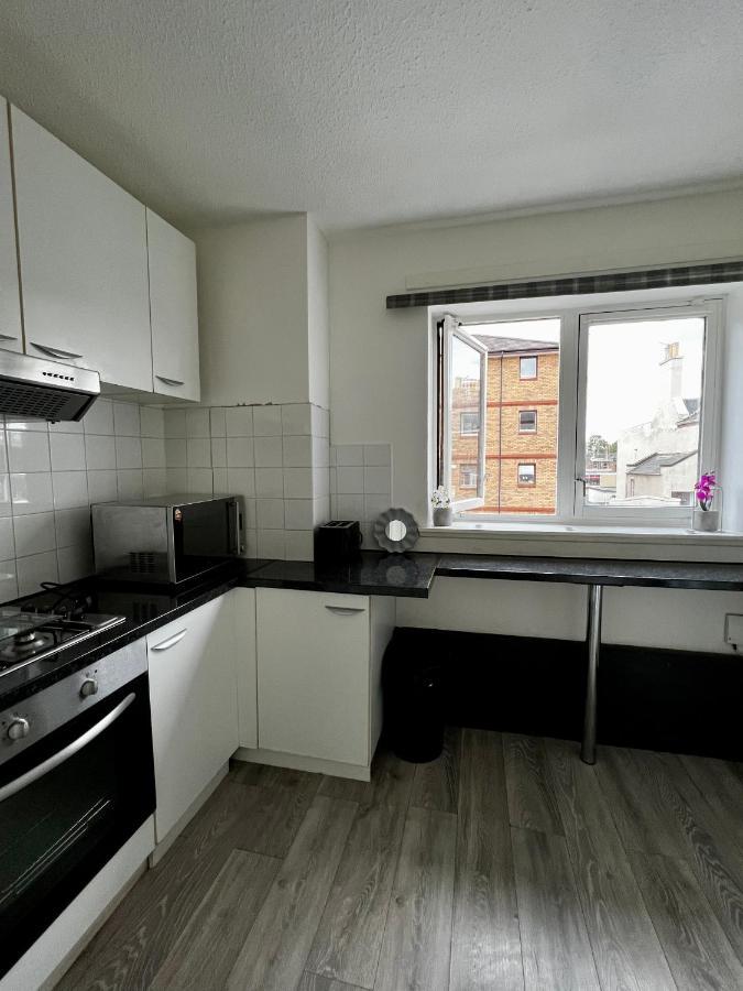 Lovely 2 Bedroom Apartment - Edinburgh City Centre Dış mekan fotoğraf